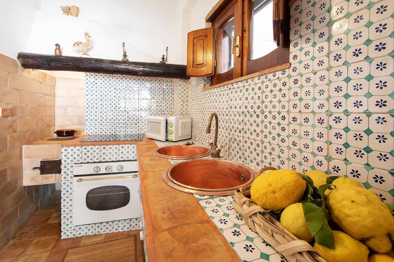 Vila Borgo Di Conca Dei Marini Exteriér fotografie